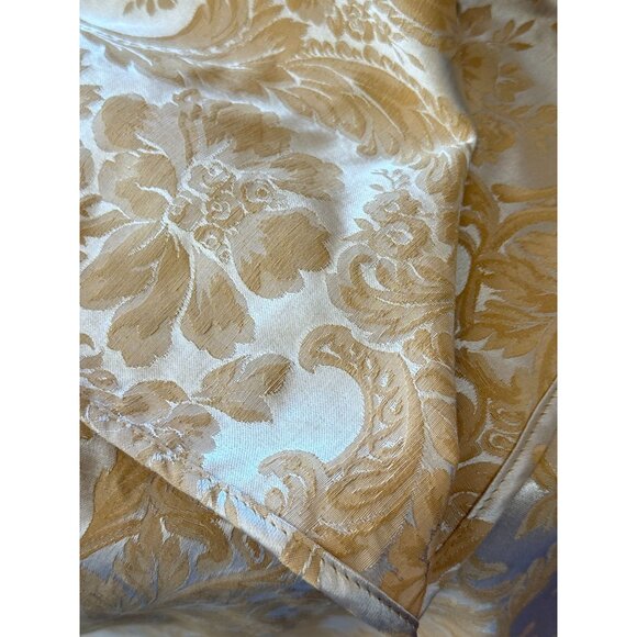 Waterford Tablecloth Gold Yellow Shimmery Damask 86" Round - Picture 12 of 12